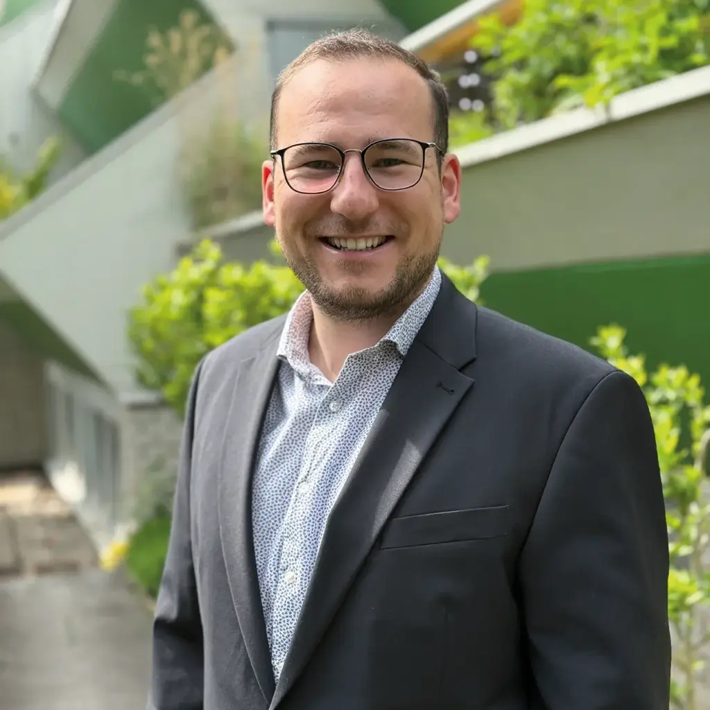 Porträt ihres Immobilienmakler Dülmen: Leon Gleim, Geschäftsführer von Gleim Immobilien